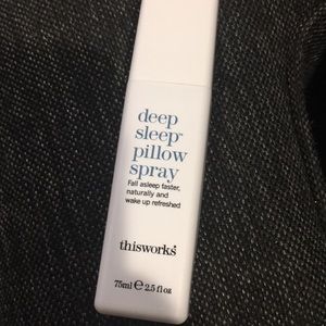 Deep sleep pillow spray